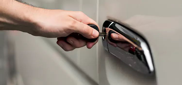 Why Choose Our Auto Locksmith Team in Seattle, WA?