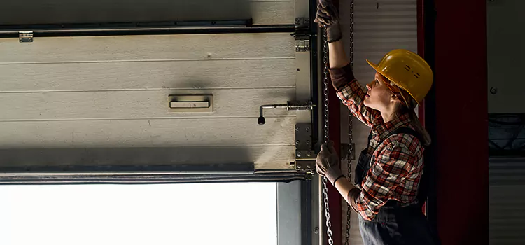Addressing Common Garage Door Stoppage Issues in Seattle, WA